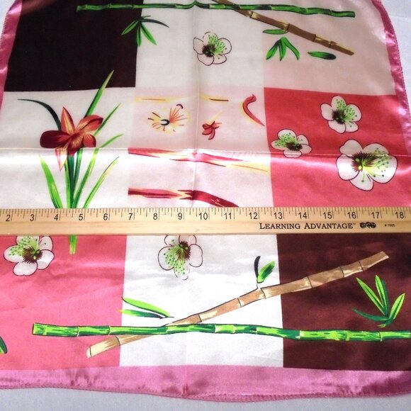 Vintage Scarf 19" Square Satin pink floral neckerchief retro summer - Picture 4 of 4